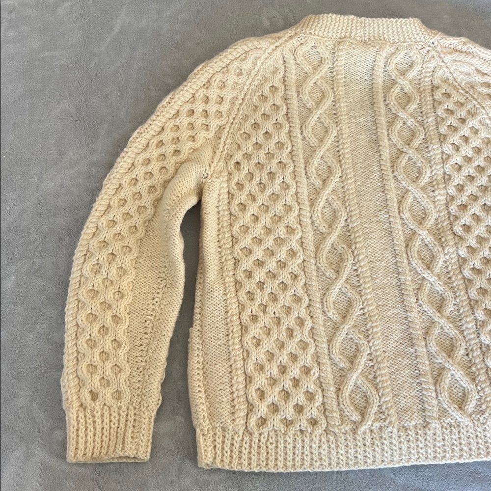 Brian Lees Textiles pure new wool made in Scotland cream cardigan sweater - Picture 7 of 7